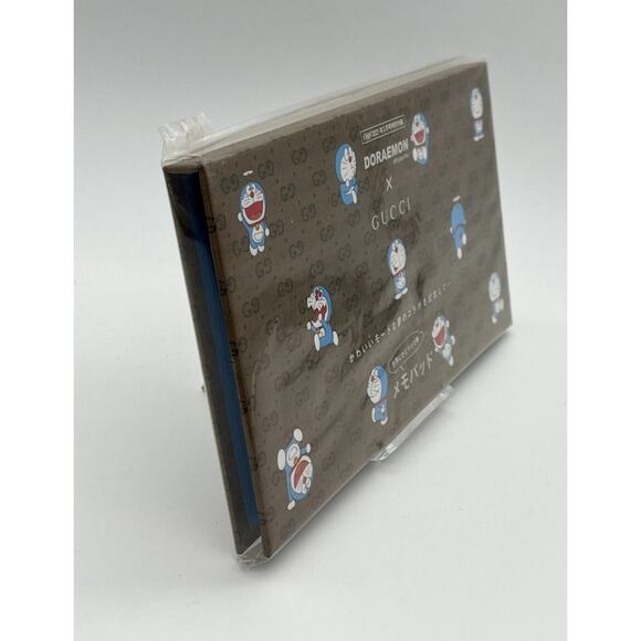 Doraemon x GUCCI Limited Hardcover Memo Pad / Shogakukan / Mar 2021 issue Japan - Picture 3 of 11